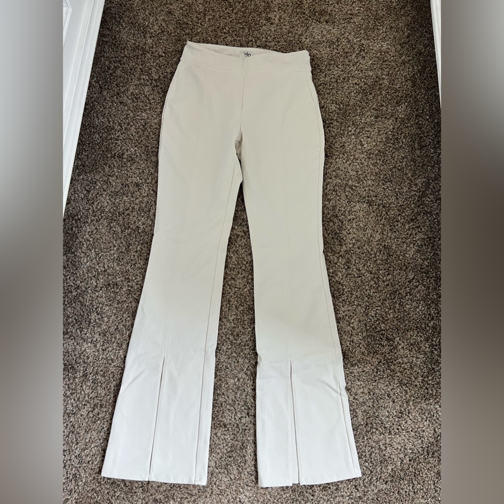 ALO leggings
